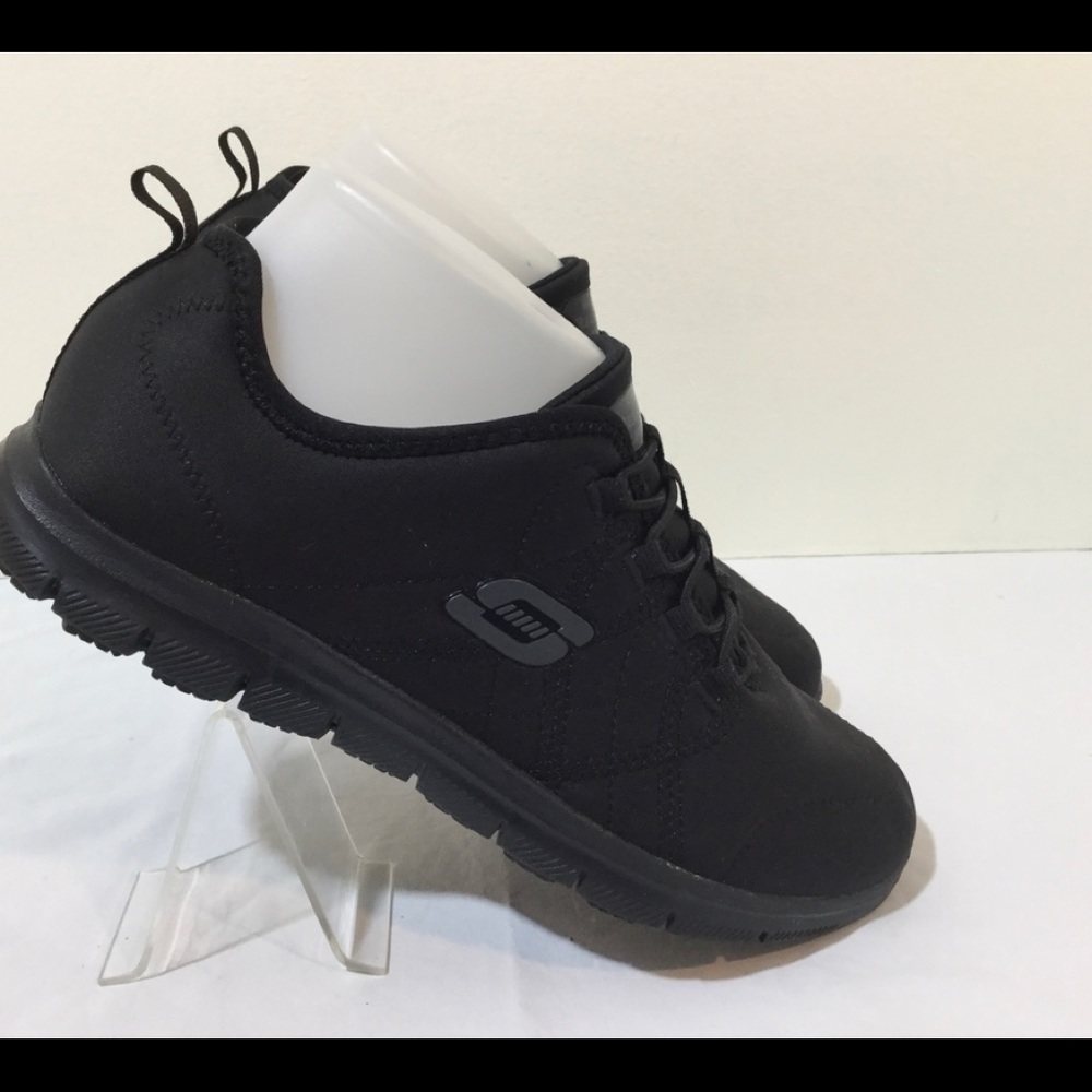 Women’s Skechers Work Shoe Size 7.5